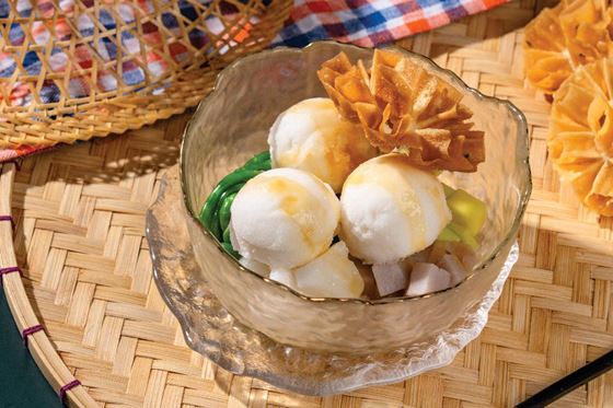 Celebrating Six Decades of Flavours - אמארי ווטרגייט בנגקוק (Amari Watergate Bangkok)