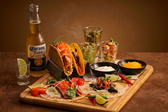 60th Anniversary - TACOS & CHILL - מלון אמרי דונג מאנג שדה התעופה בנגקוק (Amari Don Muang Airport Bangkok)