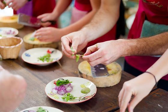 Discover the Chef in You – Join Our Thai Cooking Class! -  אמארי קו סמוי (Amari Koh Samui)