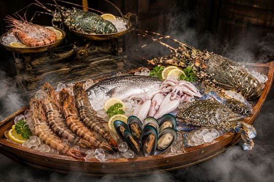 Seafood by Gram - אמארי ווג קראבי (Amari Vogue Krai)