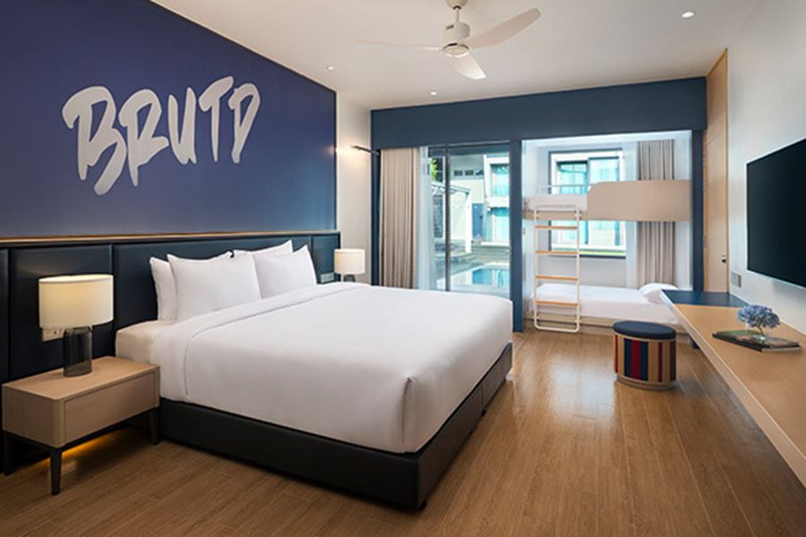 Deluxe Family Pool Terrace Bunkbed