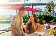 Aqua Pool Bar