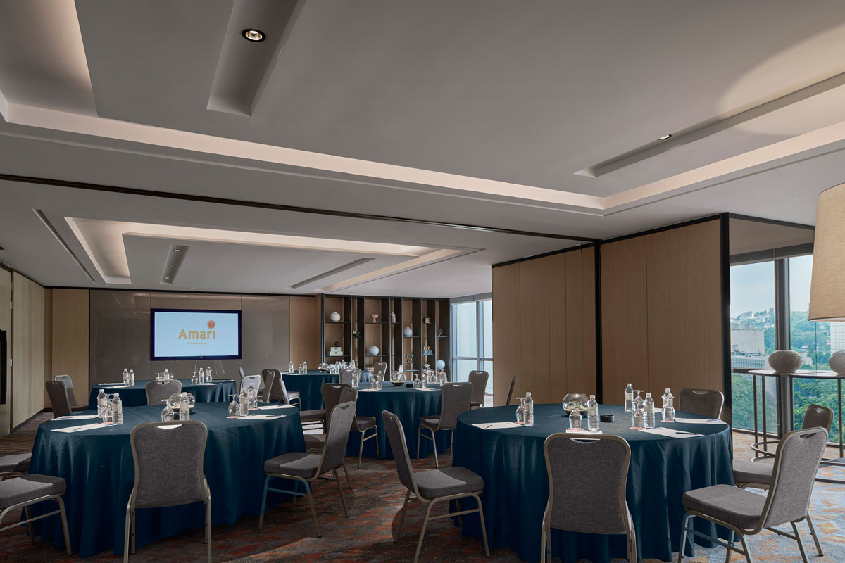 Yucca Meeting Room