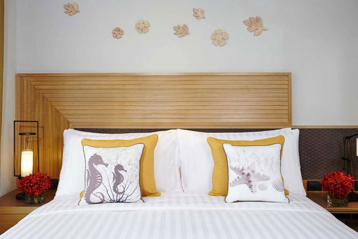 One Bedroom Suite Ocean Coral Lounge -  מארי פוקט (Amari Phuket)
