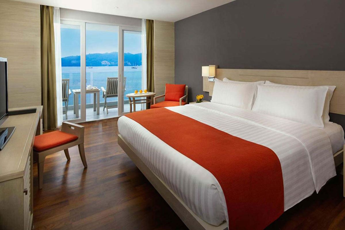 Superior Ocean Front Balcony -  מארי פוקט (Amari Phuket)