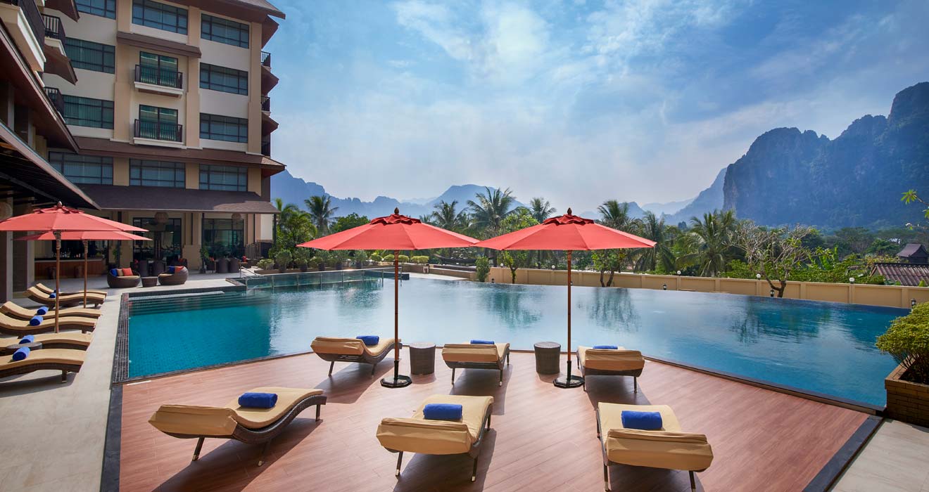 Pool Bar