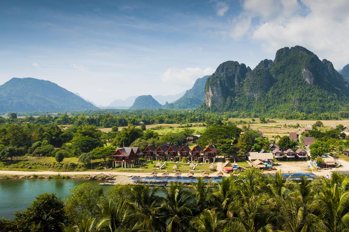 Verdant Serenity - אמארי ואנג ויאנג לאוס (Amari Vang Vieng)