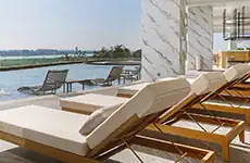 Aqua Pool Bar