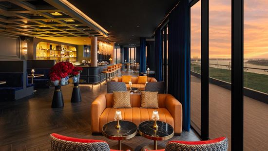 Stellar Bar - Seating Area