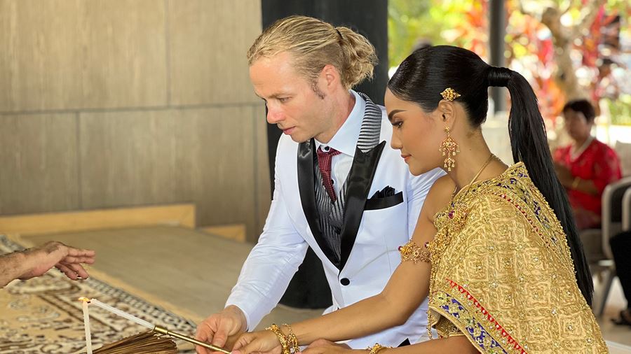 Thai Ceremony - אמארי ווג קראבי (Amari Vogue Krai)